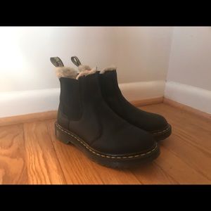 Dr marten Chelsea boots with fur